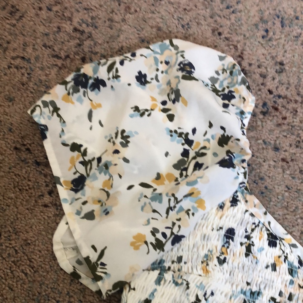 Crop flutter top - Picture 3 of 4